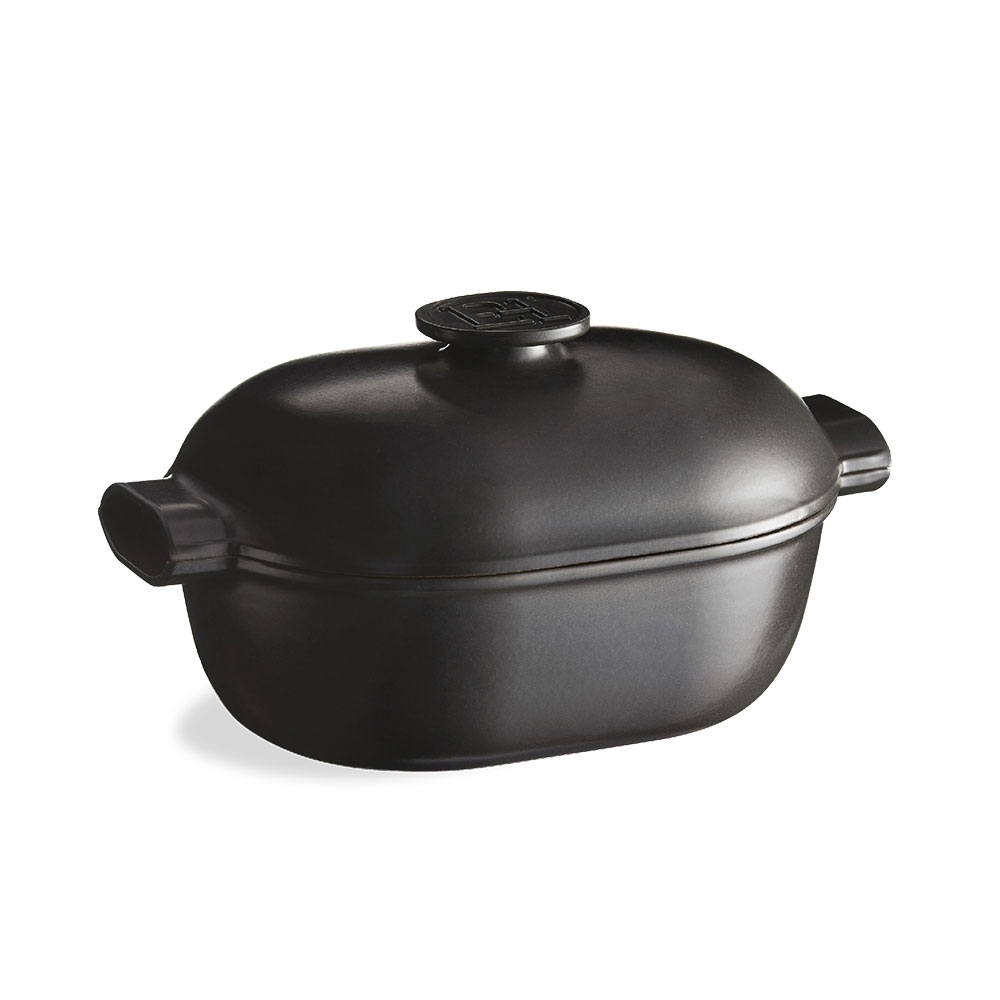 Emile Henry - Oval stewpot  4,5 L, Black Matt